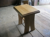 ПРОДАМ СТОЛ, 4 ТАБУРЕТКИ, СКАМЬЮ ИЗ МАССИВА ДУБА. - Изображение #2, Объявление #918763