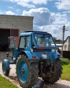 Отличный трактор.1500 Моточасов.Год-1992Недорого.