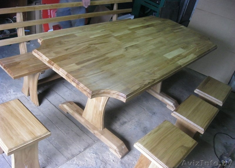 ПРОДАМ СТОЛ, 4 ТАБУРЕТКИ, СКАМЬЮ ИЗ МАССИВА ДУБА. - Изображение #1, Объявление #918763