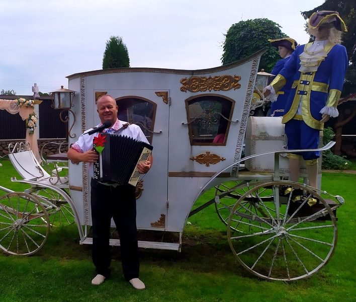 Ведущий на юбилей свадьбу поющий тамада под баян и эстраду дискотека по Беларуси - Изображение #10, Объявление #1695238